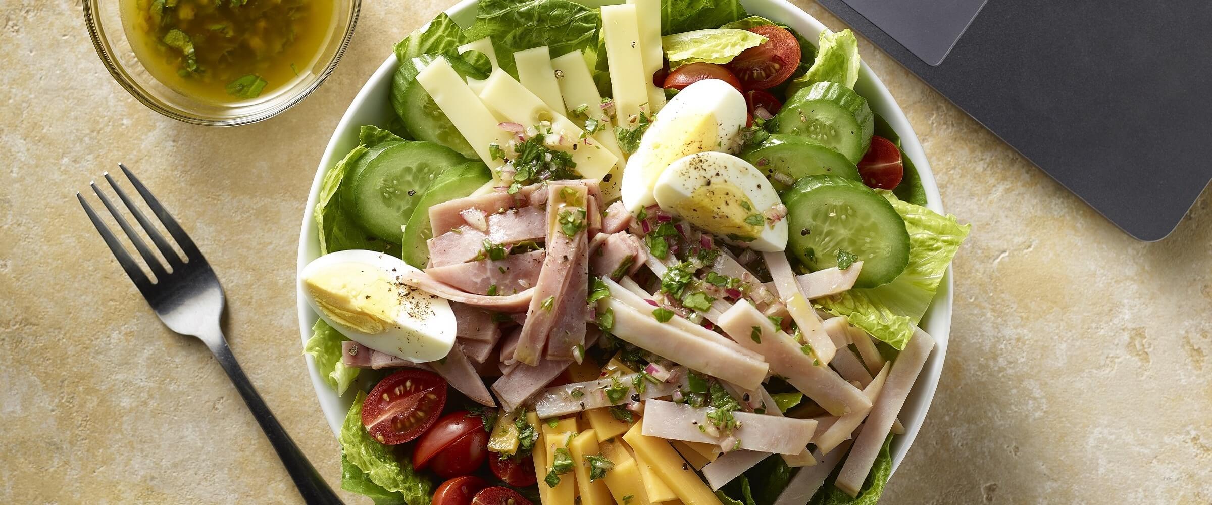 https://www.hormel.com/brands/hormel-natural-choice-meats/wp-content/uploads/sites/9/Natural_Choice_Chef_Salad.jpg