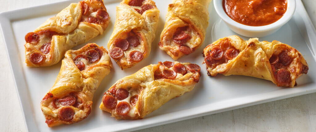 https://www.hormel.com/brands/hormel-pepperoni/wp-content/uploads/sites/3/Recipe_Pepperoni_2400_Pepperoni-Minis-Pastry-Wraps-1024x427.jpg