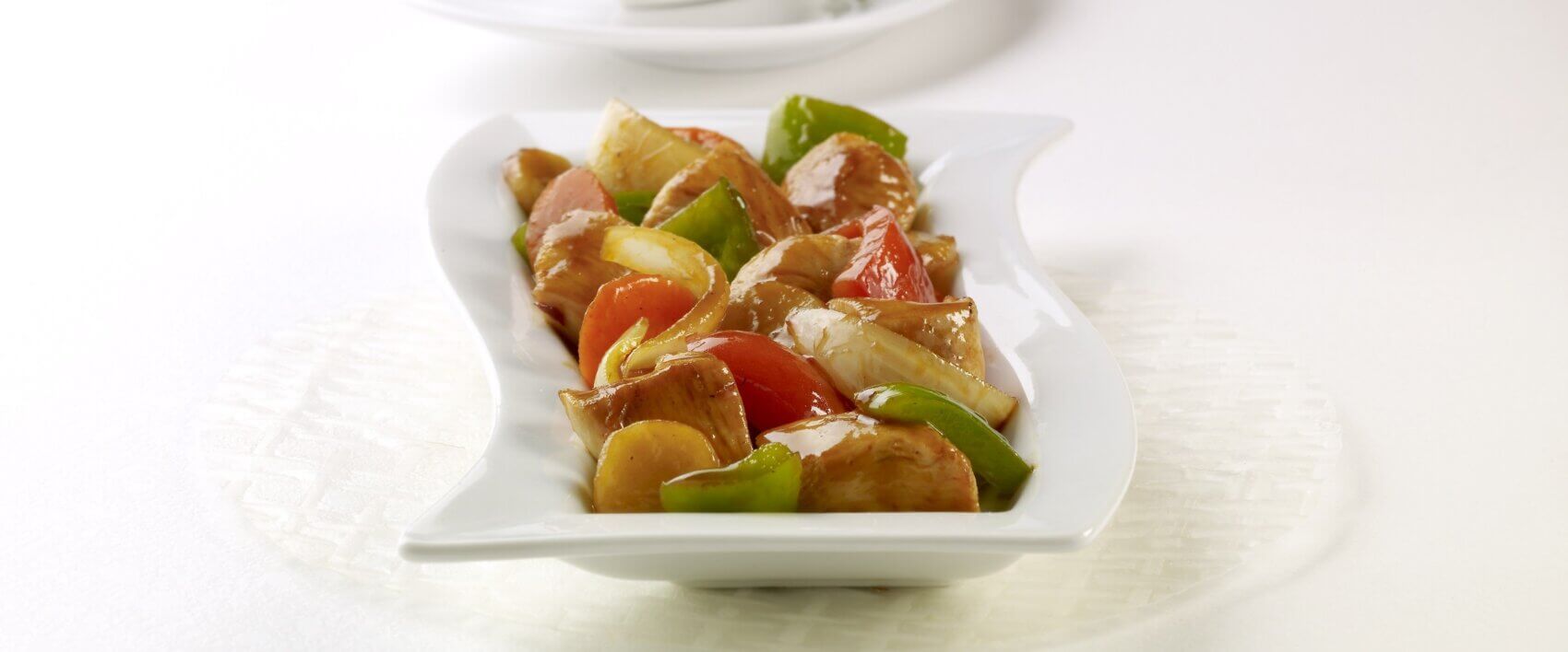 https://www.hormel.com/brands/house-of-tsang-sauces/wp-content/uploads/sites/20/szechuan_chicken_stir_fry-1700x708.jpg